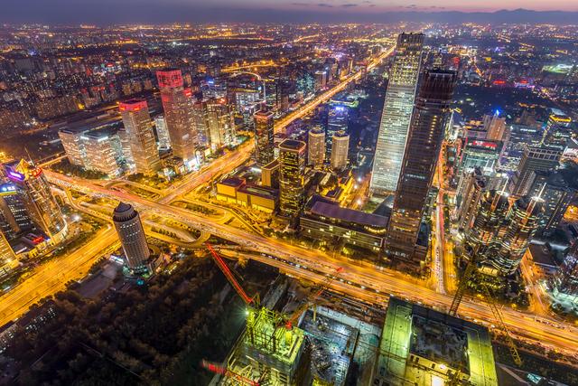 俯瞰北京的夜